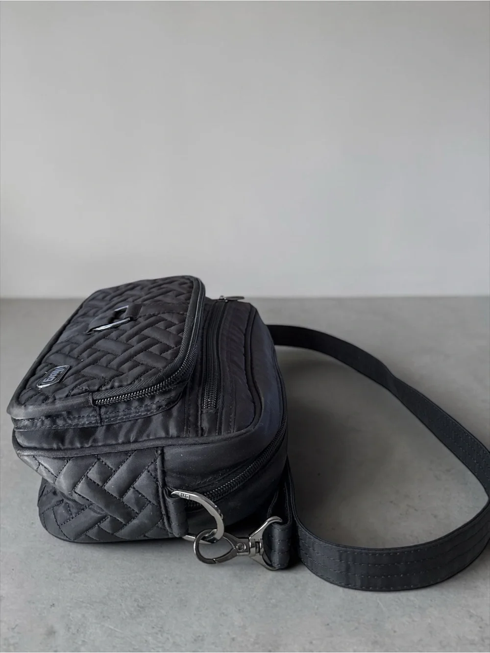 Lug Carousel RFID Black Quilted Crossbody Bag Entry Travel Purse Organizer